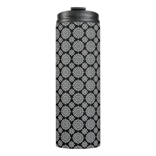 Schwarz-Weiß-Mandala-Design Thermosbecher (Vorderseite)