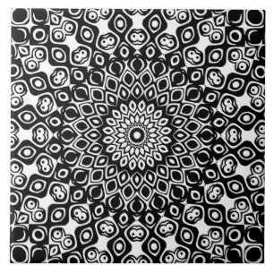 Schwarz-Weiß-Mandala-Muster Fliese
