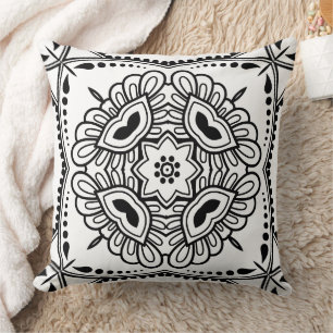 Schwarz-Weiß-Mandala-Rahmenmuster Kissen