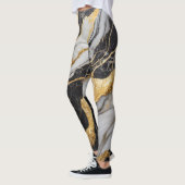 Schwarz-Weiß-Marmor-Muster mit Gold Leggings (Links)