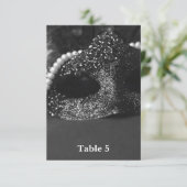 Schwarz-Weiß-Maskenmasken Perlen Tischnummer (Stehend Vorderseite)