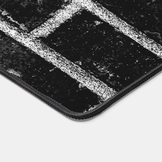 Schwarz-Weiß-Mauer Schreibtischunterlage (Ecke)