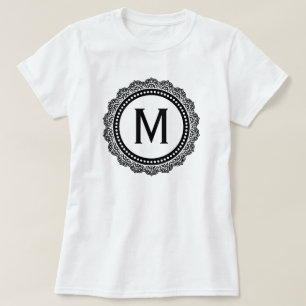 Schwarz-Weiß-Medaillon-Custom-Initial T-Shirt