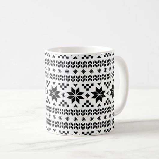 Schwarz-Weiß-Messe-Isle-Muster Kaffeetasse (VorderseiteRechts)