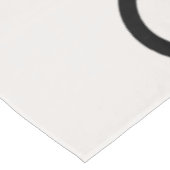 Schwarz-Weiß-Minimal-Linie Pinselstriche Tischdecke (Schrägansicht)