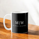 Schwarz-Weiß-Minimalistisch-Modern-Monogramm Kaffeetasse<br><div class="desc">Die Minimalistische Monogram Kollektion Schwarz/Weiß: Einfache Einfachheit und Eleganz in unseren minimalistischen Designs, die so gestaltet sind, dass sie Ihren Stil mühelos erweitern. Diese Kollektion wurde mit einem scharfen Blick für moderne Ästhetik gestaltet und weist elegante Schwarz-Weiß-Designs auf, die durch personalisierte Monogramme noch verstärkt werden. Von der schicken Schreibwaren bis...</div>