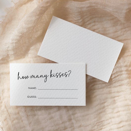 Schwarz & Weiß Minimalskript Wie viele Kisses Game Begleitkarte