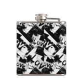 Schwarz-Weiß mit Flecken in der Liebe Flachmann (Rückseite)