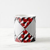 Schwarz-weiß mit rotem Retro-Patchwork Kaffeetasse (Mittel)