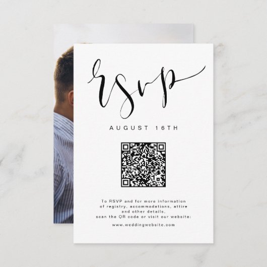 Schwarz-weiß Modern Simple Script Hochzeit QR-Code RSVP Karte (Vorne/Hinten)