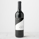 Schwarz-Weiß-Moderne, elegante Monogramm-Hochzeit Weinetikett (Vorderseite)