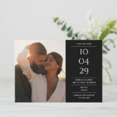 Schwarz-Weiß-modernes Minimalistisches HochzeitsFo Save The Date (Stehend Vorderseite)