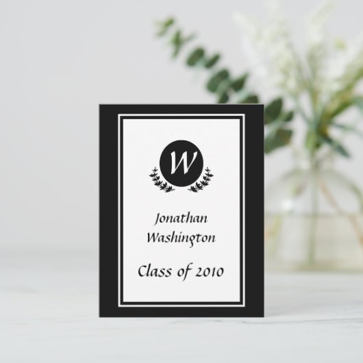 Schwarz-Weiß-Monogramm-Abschluss Einladung (Stehend Vorderseite)