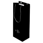 Schwarz-Weiß-Monogramm-Hochzeit Geschenktüte Für Weinflaschen (Vorderseite Schrägansicht)
