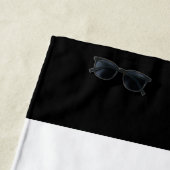 Schwarz-Weiß-Monogramm-Streifen Strandtuch (Beispiel)