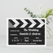 Schwarz-Weiß-Movie Clap Board Hochzeit Save The Date (Stehend Vorderseite)