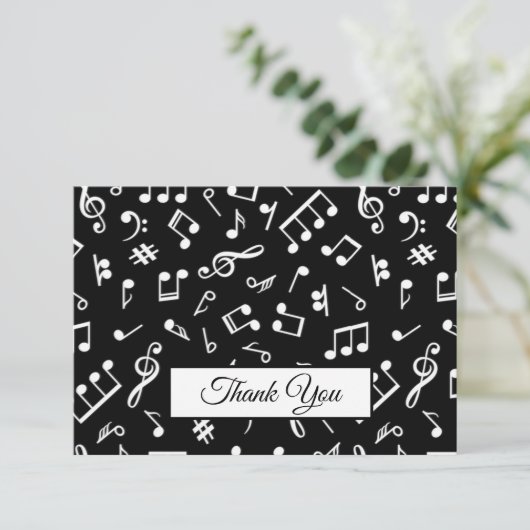 Schwarz-Weiß-Musiknote-Muster Thema Musiker Dankeskarte (Stehend Vorderseite)