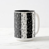 Schwarz-Weiß-Musikstreifen Zweifarbige Tasse (VorderseiteRechts)