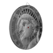 Schwarz-Weiß-Nah-up-Freiheitsstatue Dartscheibe (Vorderseite Links)