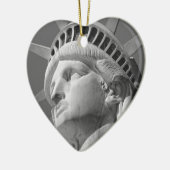 Schwarz-Weiß-Nah-up-Freiheitsstatue Keramik Ornament (Links)