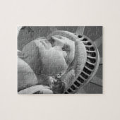 Schwarz-Weiß-Nah-up-Freiheitsstatue Puzzle (Horizontal)