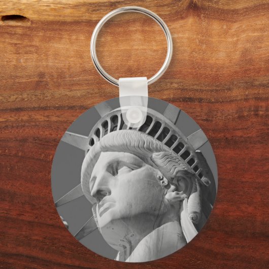 Schwarz-Weiß-Nah-up-Freiheitsstatue Schlüsselanhänger (Vorderseite)