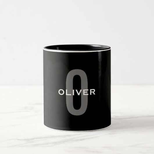 Schwarz-Weiß-Name der personalisierten Monogramm Zweifarbige Tasse (Mittel)