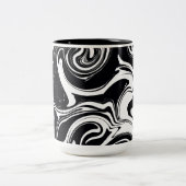 Schwarz-Weiß-Nass-Bildrolle ästhetisch Zweifarbige Tasse (Mittel)