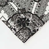 Schwarz-weiß, offen, Mandala Fleecedecke (Ecke)
