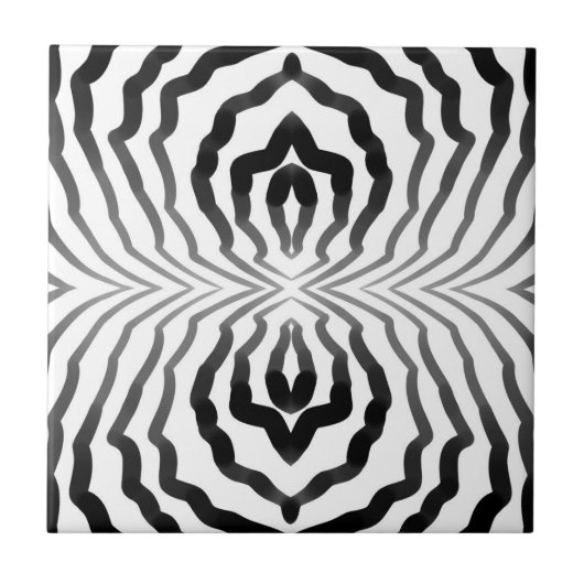 Schwarz-Weiß-Ombré Hypnotic-Wiggly Stripes Art Fliese (Vorderseite)