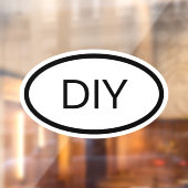 Schwarz-Weiß-Oval im Euro-Stil 3 Buchstaben Fensteraufkleber (Blatt 2)