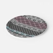 Schwarz-Weiß-Patchwork-Spitze Pappteller (Schrägansicht)