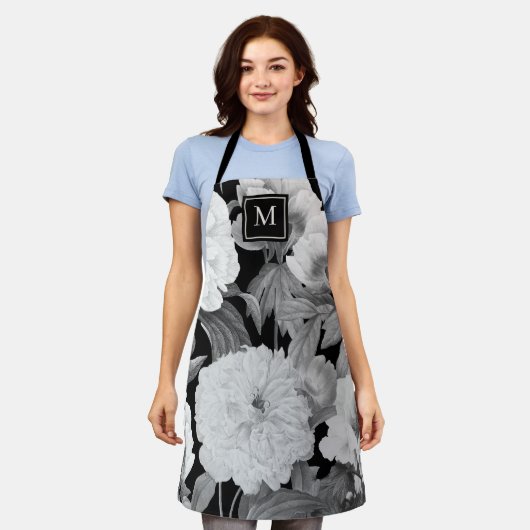Schwarz-Weiß-Peongram Schürze (Getragen)