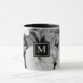Schwarz-Weiß-Peony-Monogramm Tasse (Zentrum)