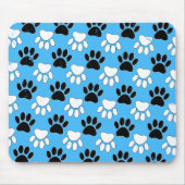Schwarz-Weiß-Pfoten auf blauem Hintergrund Mousepad (Vorne)