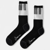 Schwarz-Weiß-Piano-Tastatur hinzufügen Socken (Linkes Detail)