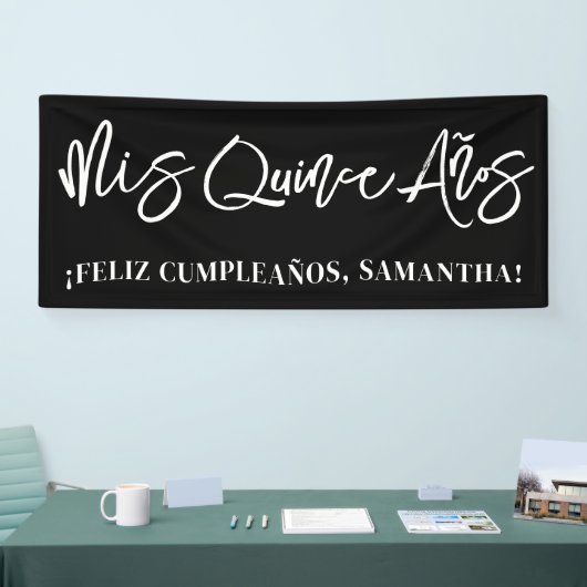 Schwarz-Weiß-Pinselskript Mis Quince Años Banner (Messe)