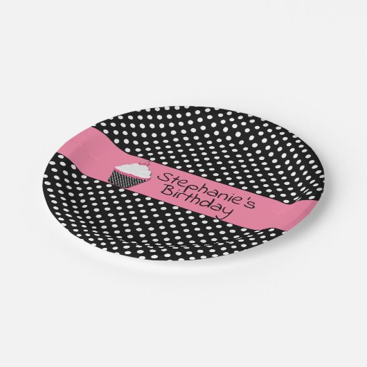 Schwarz-Weiß-Polka Dot-Cupcake-Papierplatte Pappteller (Schrägansicht)