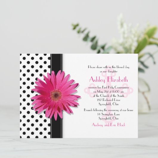 Schwarz-Weiß-Polka-Dot-Daisy-Bestätigung Einladung (Stehend Vorderseite)