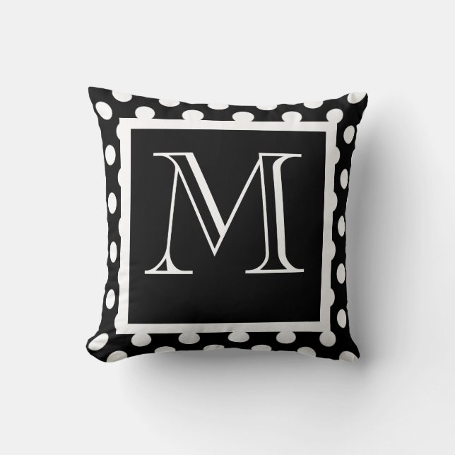 Schwarz-Weiß Polka Dot Mit Monogramm Kissen (Vorderseite)