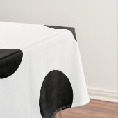 Schwarz-Weiß-Polka-Dot Tischdecke (Beispiel)