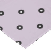 Schwarz/Weiß Polka Dot - veränderbare Hintergrundf Tischdecke (Schrägansicht)
