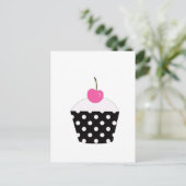 Schwarz-Weiß-Polka-Dotkuchen mit rosa Kirsche Postkarte (Stehend Vorderseite)