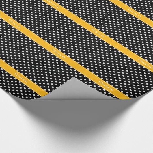 Schwarz-weiß Polka Dots Goldenrod Name Monogram Geschenkpapier (Ecke)