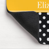 Schwarz-weiß Polka Dots Goldenrod Name Monogram Mousepad (Ecke)