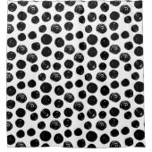 Schwarz-Weiß-Polka-Punkte in Wasserfarbe Duschvorhang (Vorderseite)