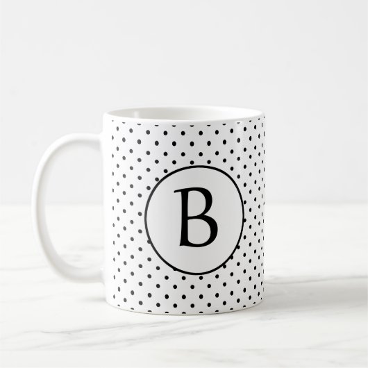 Schwarz-Weiß-Polka-Punkte mit Monogramm Kaffeetasse (Links)
