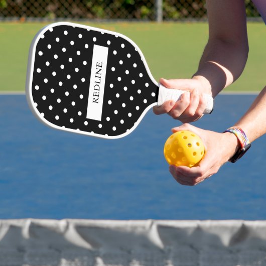 Schwarz-Weiß-Polka-Punkte Pickleball Schläger (InSitu)