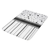 Schwarz-Weiß-Polka-Punkte und Streifen Badematte (Schrägansicht)