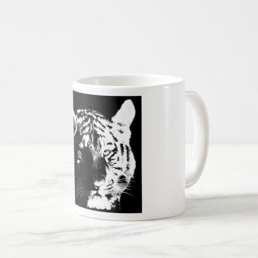 Schwarz-Weiß-Pop Tiger Kaffeetasse (VorderseiteRechts)
